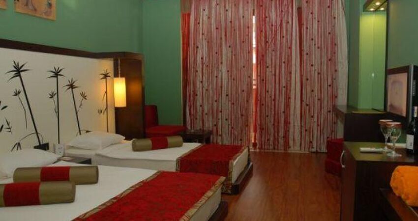 SiAM ELEGANCE HOTEL & SPA